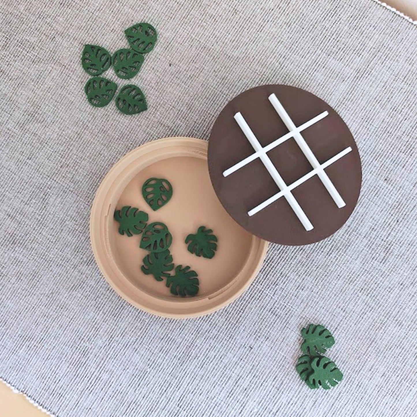 Plant-Themed Tic Tac Toe Game, Monstera Deliciosa vs Adansonii or Cacti Edition, 3D Printed Board Game with Storage