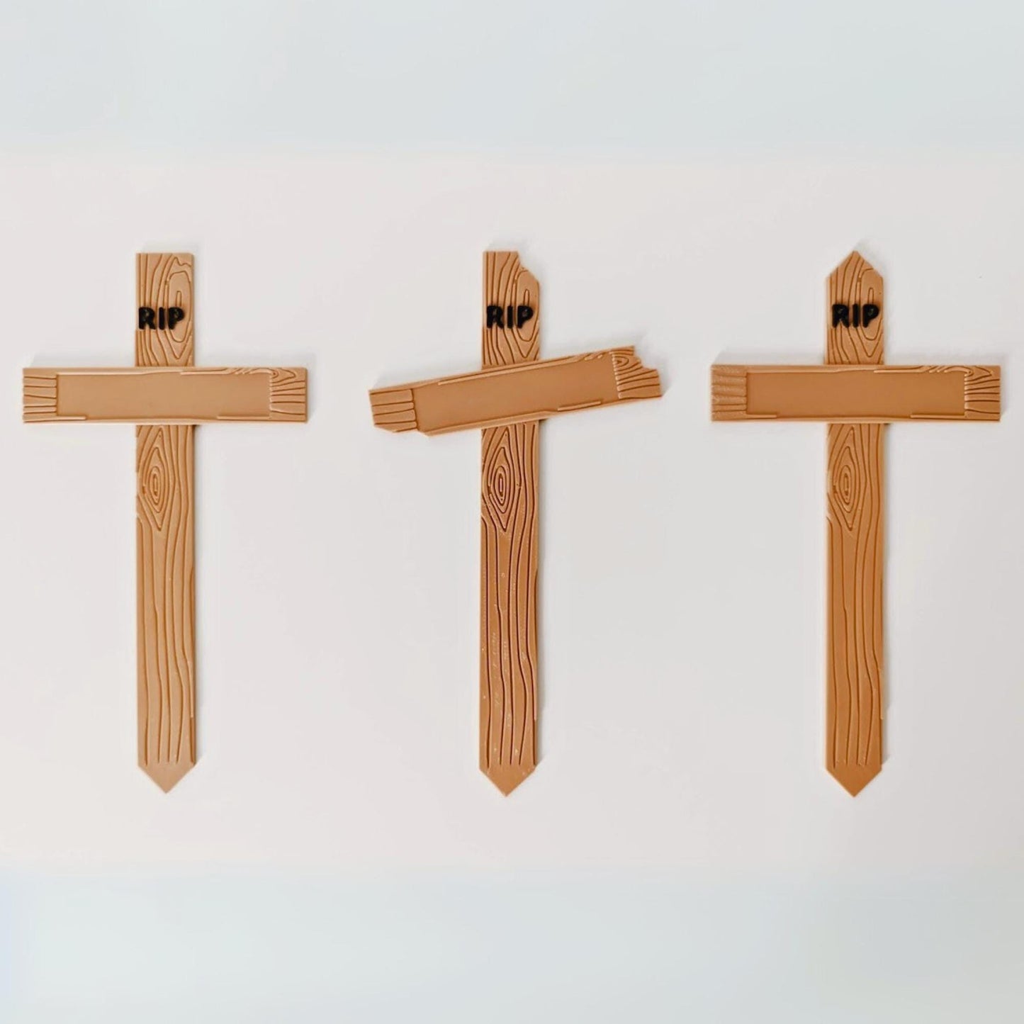 RIP Plant Markers, Set of 3 Graveyard Style Labels, Funny Halloween Garden Decor, Dead Plant Signs