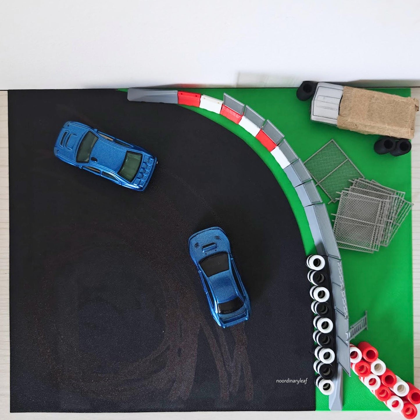 Miniature Tire Stacks, 1:64 Scale Race Track Diorama Props, 3D Printed Mini Displays, Model Scenes, Crafts, Hobby Projects