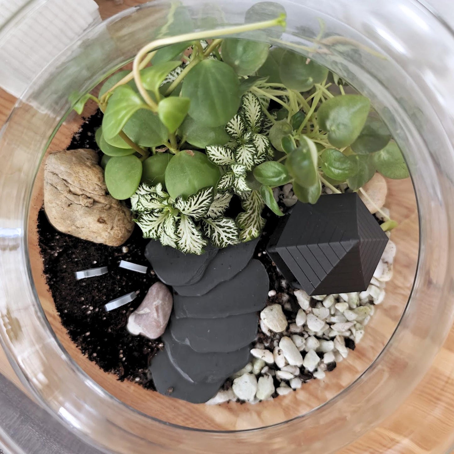 Mini Gothic Gazebo for Terrariums, Haunted Terrarium Decor, Spooky Garden House, 3D Printed
