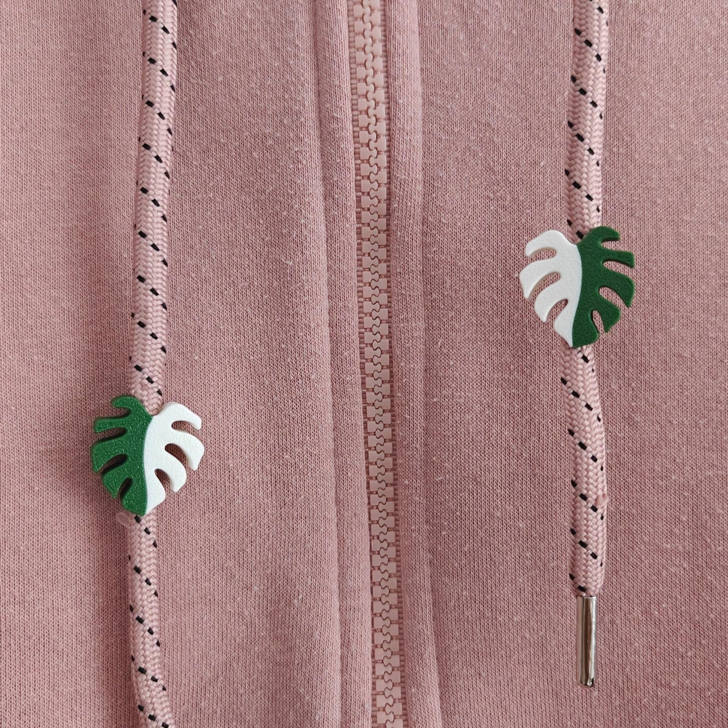 Monstera Drawstring Charms, Leaf Hoodie & Sweatpants Accessories, 3D Printed Clothing Add-Ons