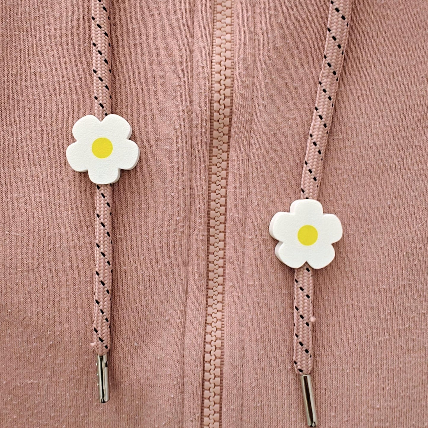 Daisy Drawstring Charms, Flower Hoodie & Sweatpants Accessories, 3D Printed Clothing Add-Ons