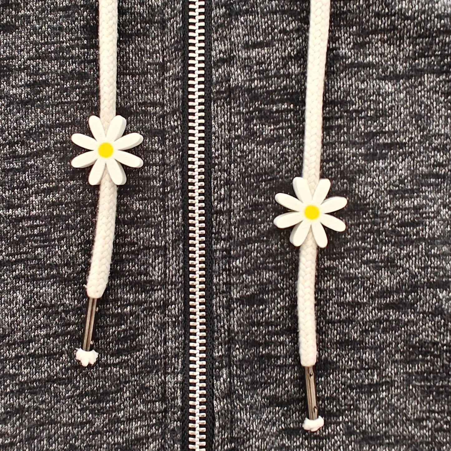Daisy Drawstring Charms, Flower Hoodie & Sweatpants Accessories, 3D Printed Clothing Add-Ons