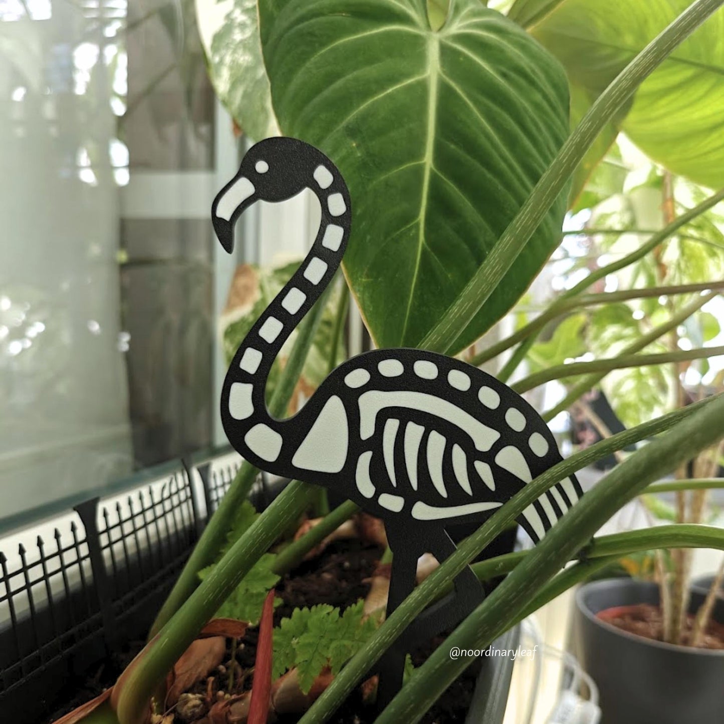 Skeleton Flamingo Plant Stake, Halloween Flamingo Decoration, Goth Plant Trellis, Skeleton Flamingo Topper, 3D Printed