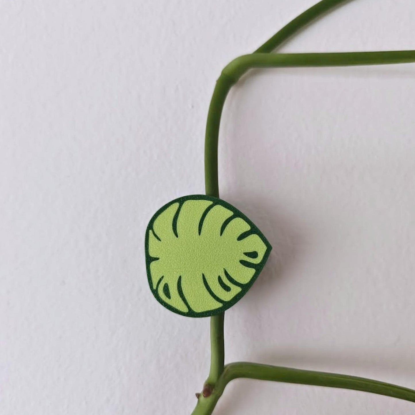 Wall Plant Clips, Monstera Leaf Decorative Vine Holders, Wall Hooks, Climbing Plant Supports, Clips for Plant Care, 3d print