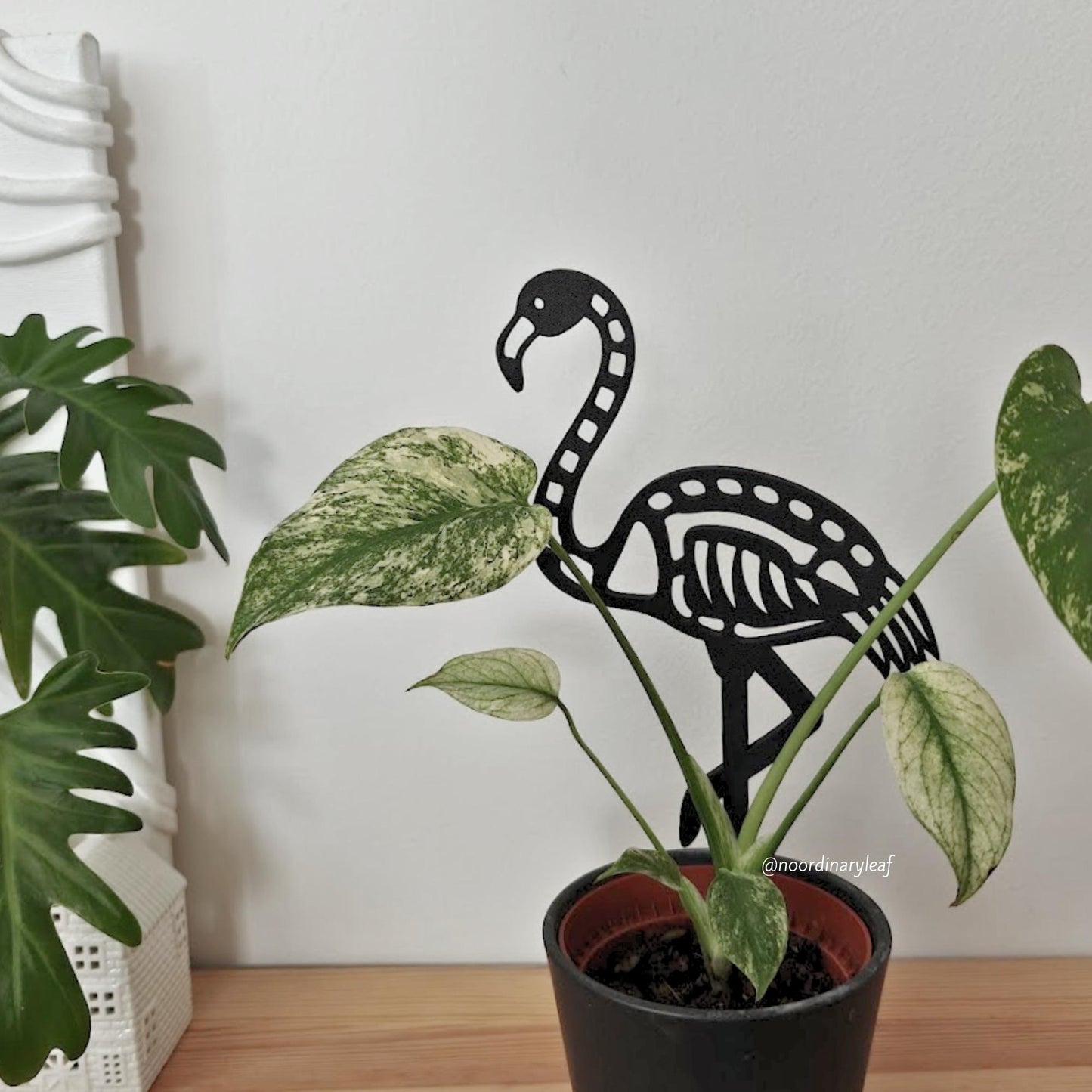 Skeleton Flamingo Plant Stake, Halloween Flamingo Decoration, Goth Plant Trellis, Skeleton Flamingo Topper, 3D Printed