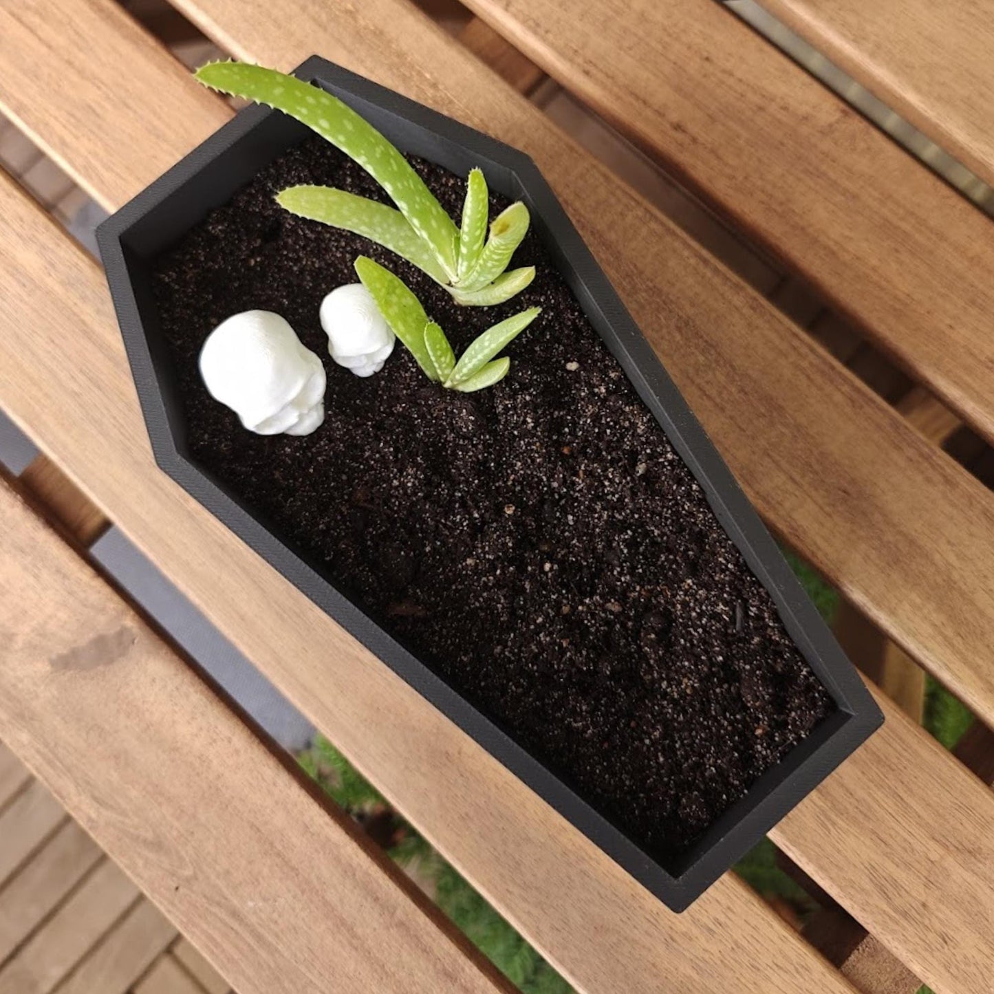 Coffin Planter with Drainage & Tray, Gothic Plant Pot, Home Decor, 3D Printed Planters, Halloween Decor