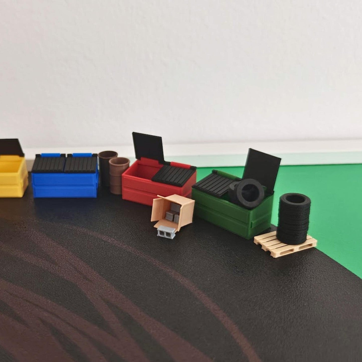 Miniature 1/64 Scale Dumpster, Diorama Accessory for Diecast & Garage Scenes, 3D printed Junkyard