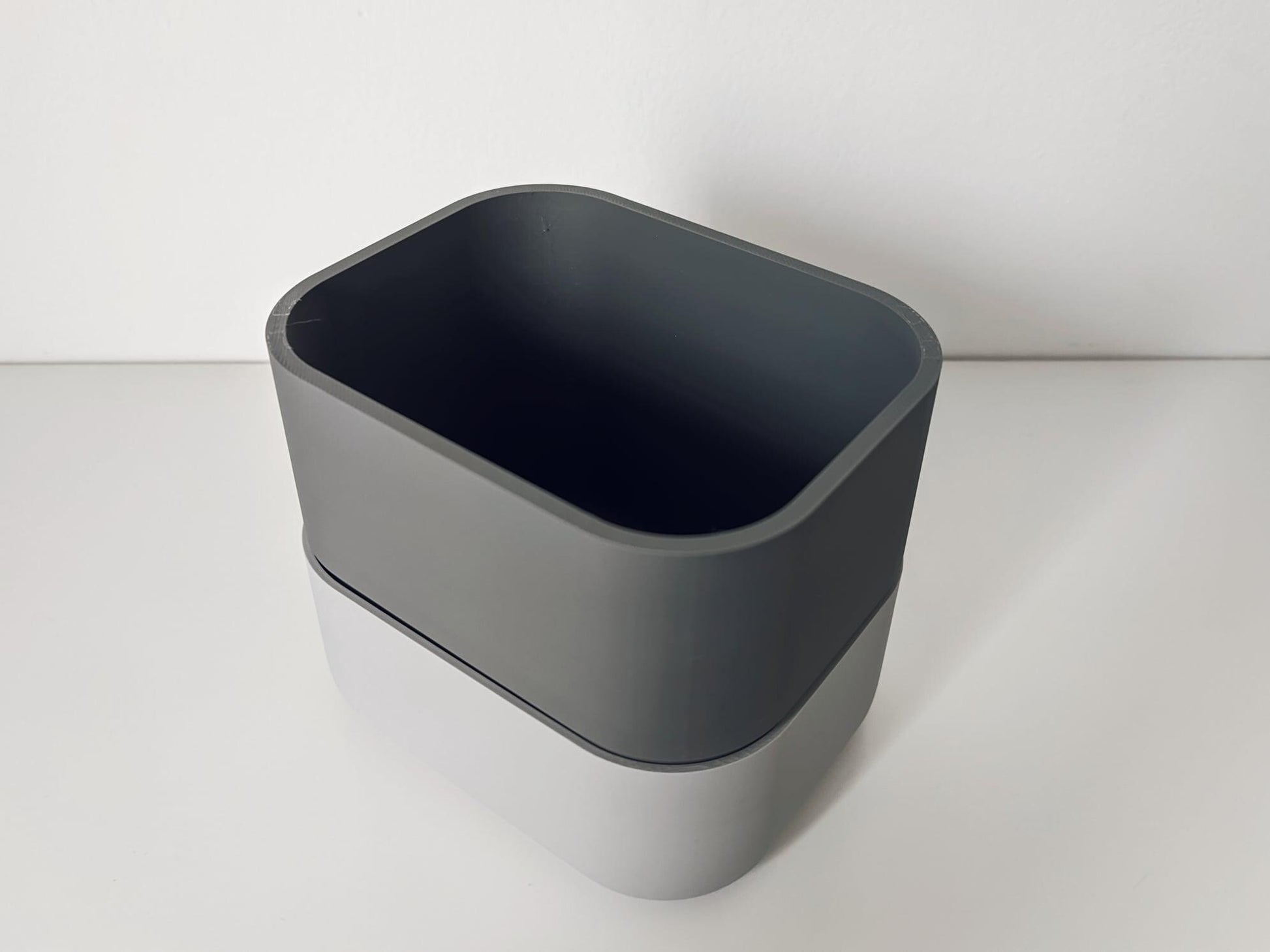 Plant Pot for Narrow Shelves or Crawling Plants Minimalistic Modern Design, 3d print