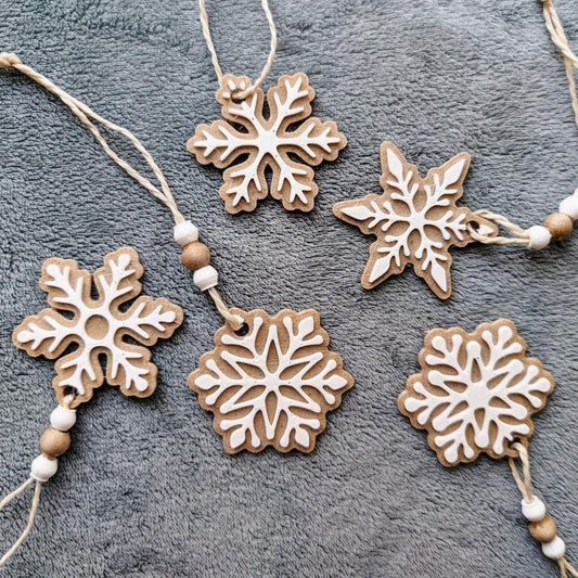 Rustic 3D-Printed Snowflake Ornaments – Made with Wood Filament