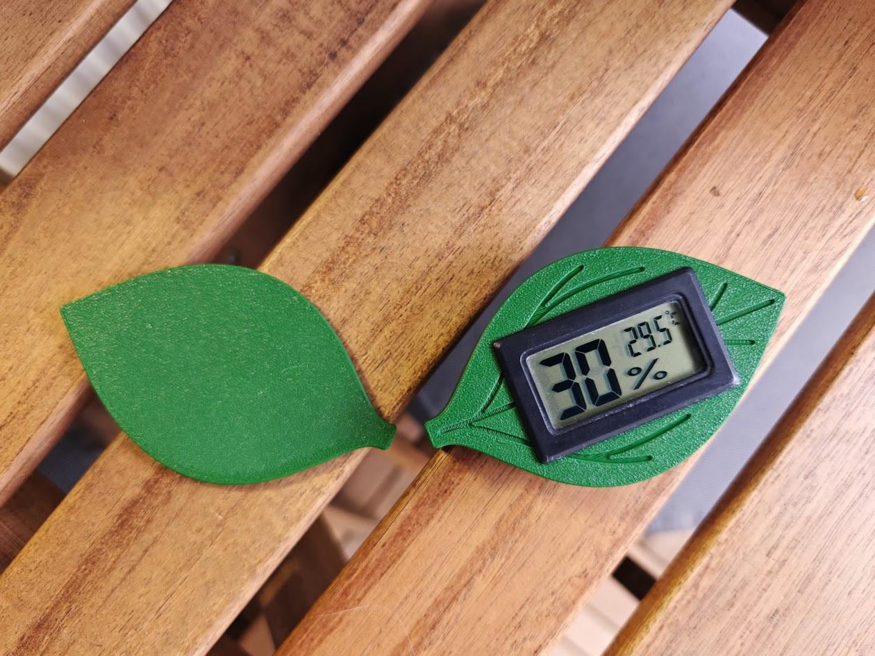 Thermometer Hygrometer Holder – Magnetic Mount, Small Greenhouse Accessories, Water droplet or Leaf-shaped, Mini Greenhouse Kit, 3D printed