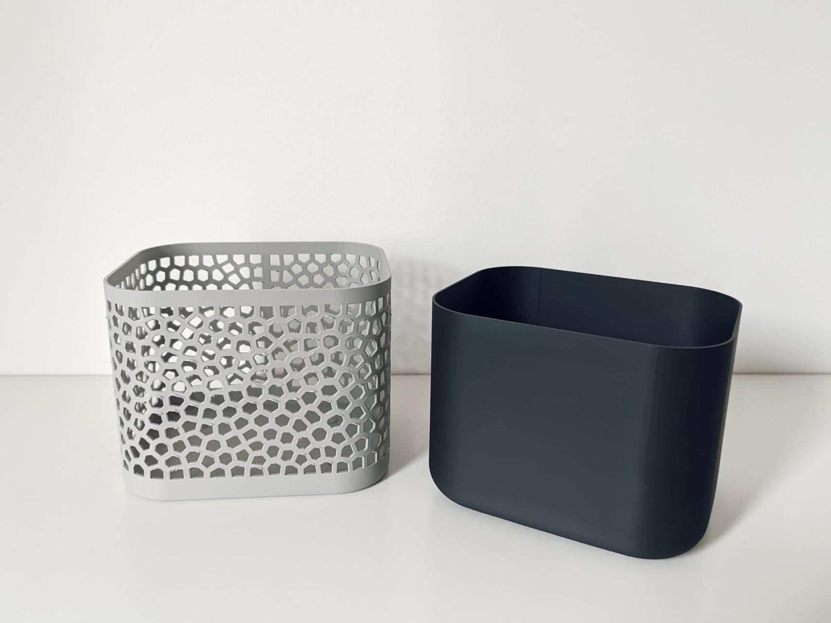 Voronoi Plant Pot for Narrow Shelves or Crawling Plants Minimalistic Modern Design, Two sizes, 3d print