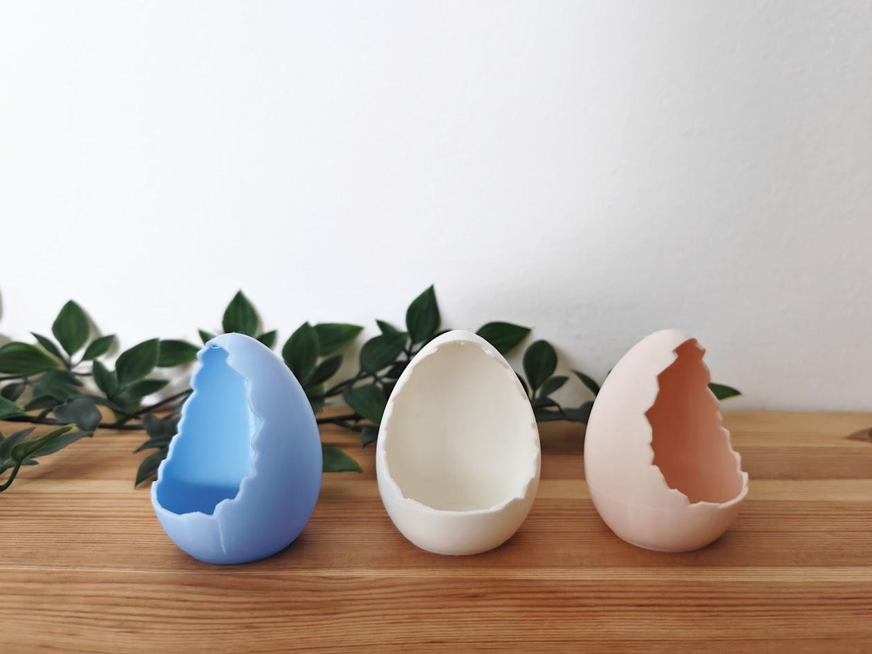 Eggshell Hanging or Standing Easter Decoration, Easter Egg Decor for Spring with Bunny and Chicken, 3d print