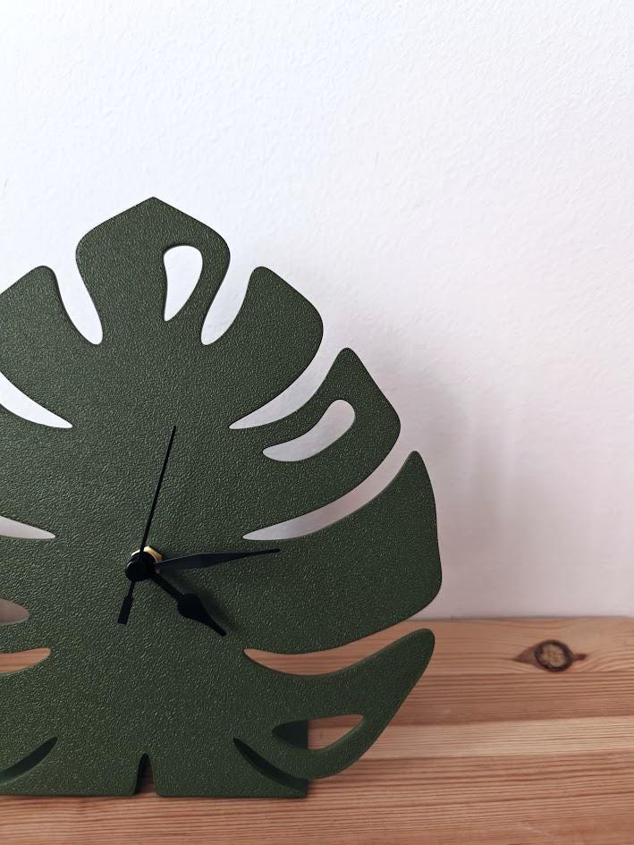 Monstera Clock, Leaf Clock, Unique Decorations, Modern Home Decor, Gift for Plant Lovers, Desk Clock, Shelf Clock, 3d printed Clock