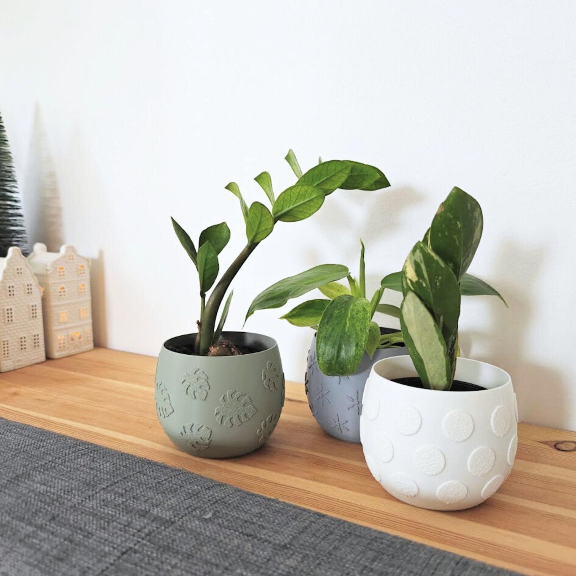 Plant Pots with Decorative Patterns – Monstera, Flowers, or Polka Dots