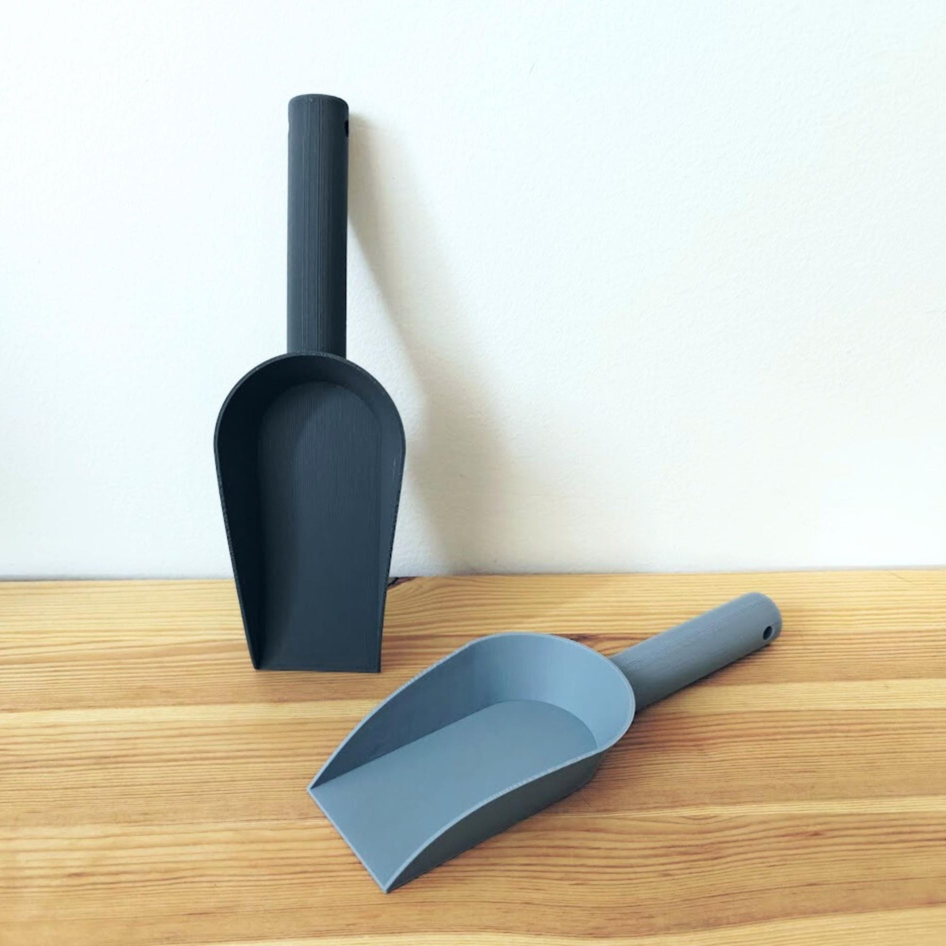 Gardening Shovel, Soil Scoop, Substrate Scoop, Repotting Tools, Garden Scoop, Trowel, Garden Tools in Two Sizes, 3D printed shovels,light gray and dark gray
