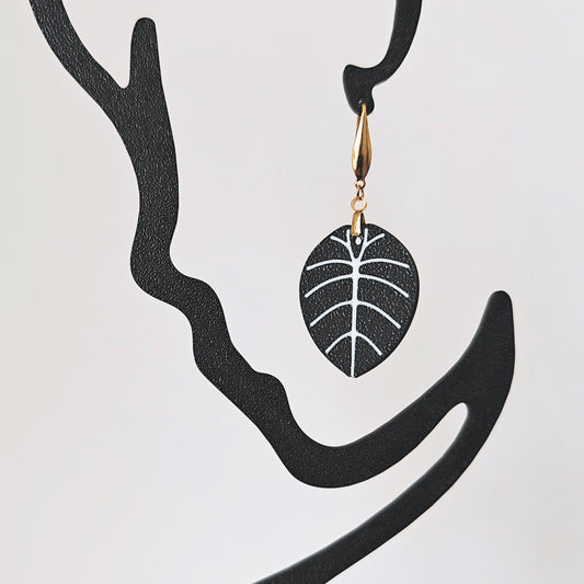 Leaf Earrings Alocasia Black Velvet Variegated, Pink Alocasia Jewelry Gift for Plant Lovers, Plant Earrings, 3d printed Earrings