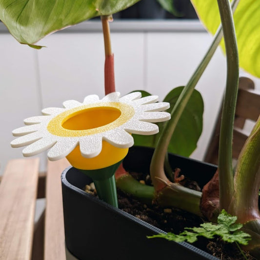 Daisy Plant Watering Spike, Slow Release Water Container for Houseplants, Self-watering planter, Slow Release Watering, Irrigation aid