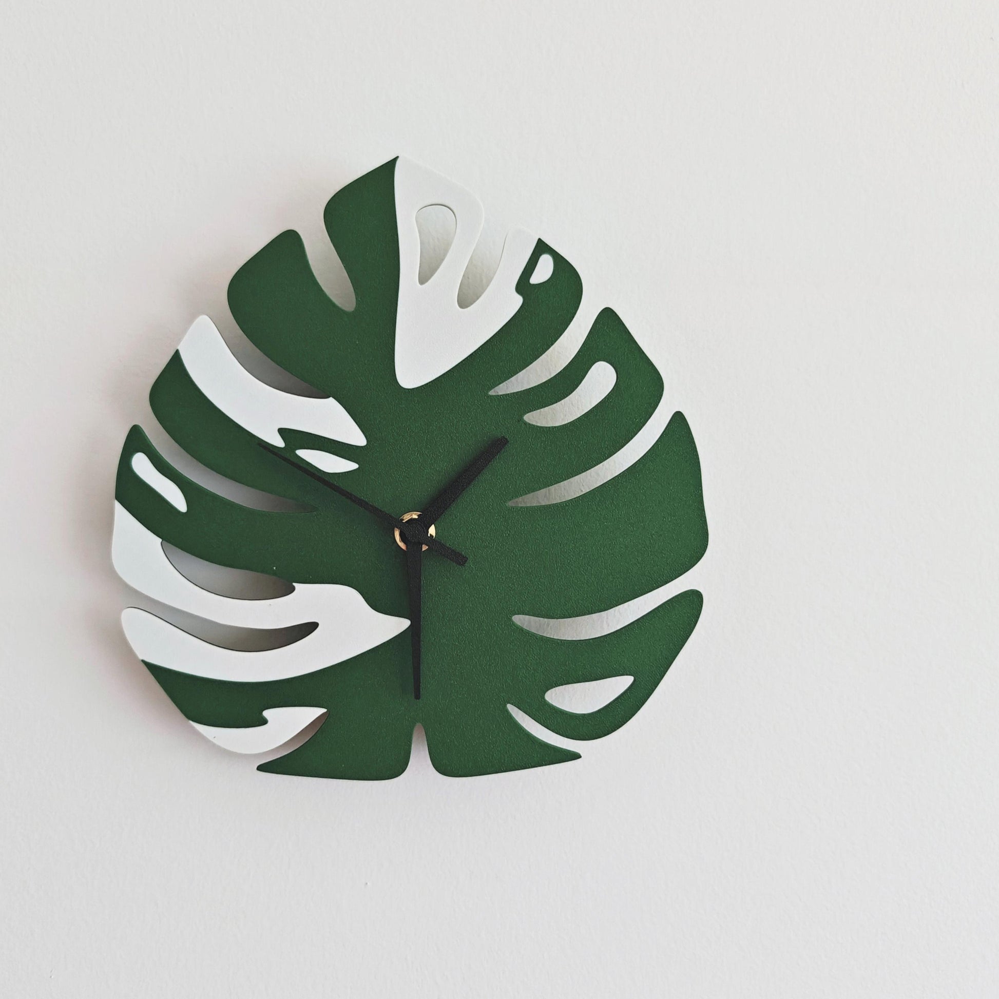 Monstera Wall Clock, Leaf Decorations, Gift for Plant Lovers, 3d printed Home Decor