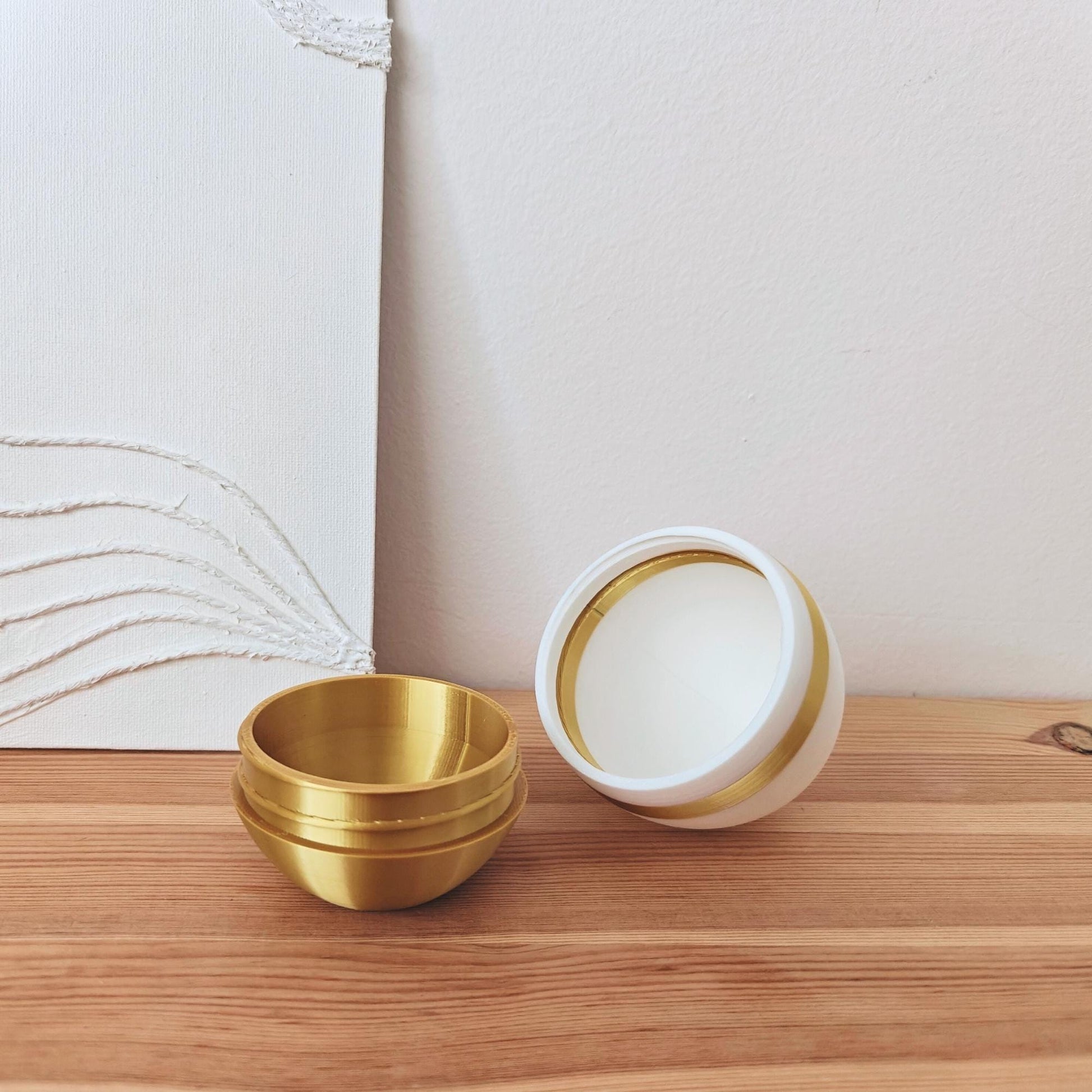 Easter Eggs Container, Gift Box or Small Keepsakes Hiding, Egg with Small Storage, Big Egg Surprise, 3d print