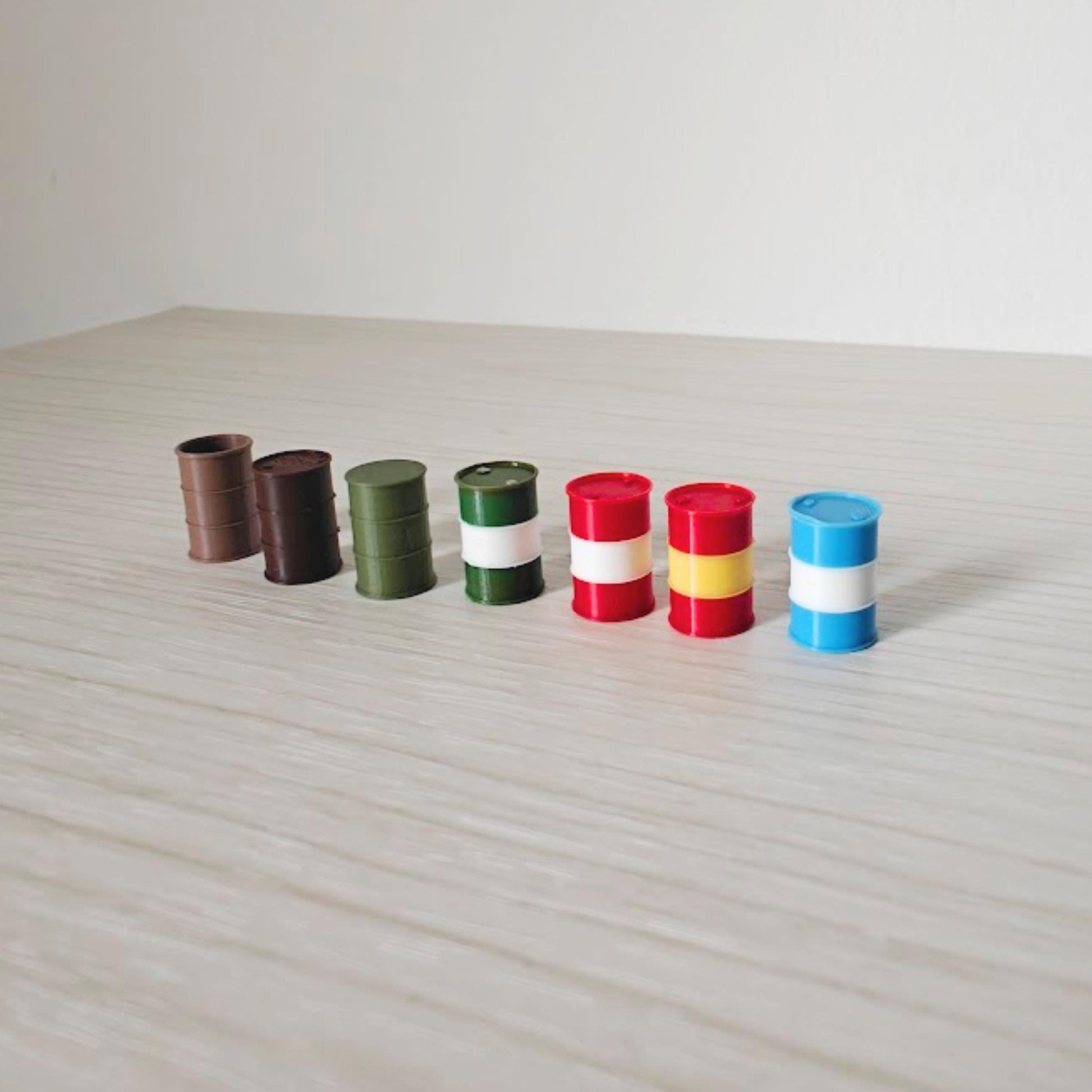 Miniature Barrels, 1:64 Scale Oil Drums, Diorama Accessories for Displays, Model Scenes, Crafts, Hobby Projects, 3D print