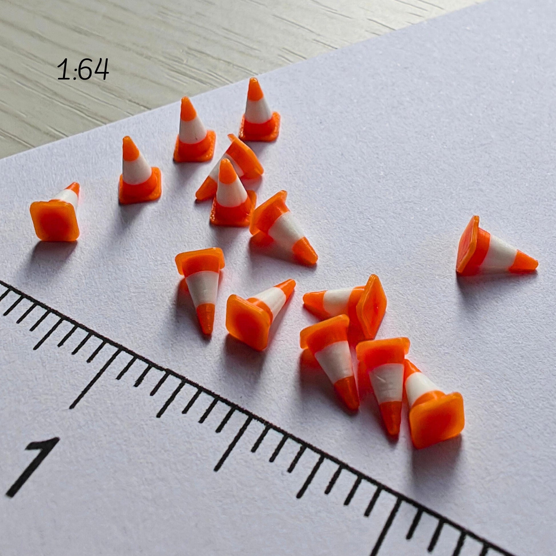 Miniature Traffic Cones, 1/64 1/24 1/18 Scale Diorama Accessories for Displays, Model Scenes, Crafts, Hobby Projects, 3D print