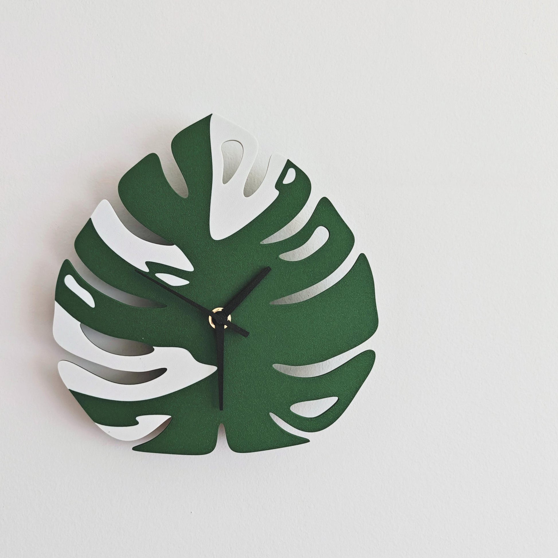 Monstera Wall Clock, Leaf Decorations, Gift for Plant Lovers, 3d printed Home Decor