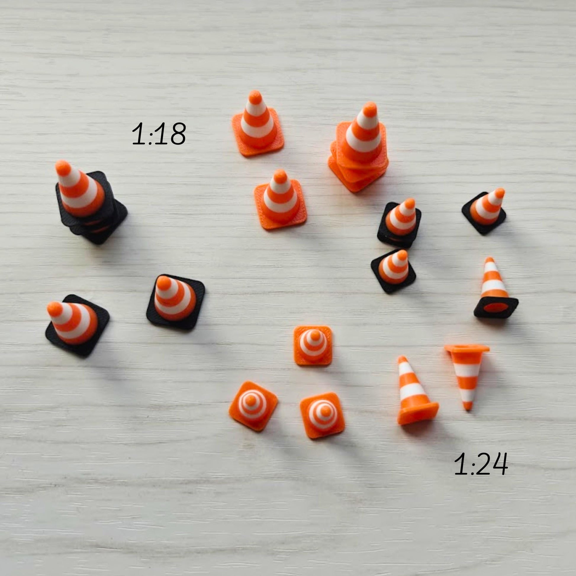 Miniature Traffic Cones, 1/64 1/24 1/18 Scale Diorama Accessories for Displays, Model Scenes, Crafts, Hobby Projects, 3D print