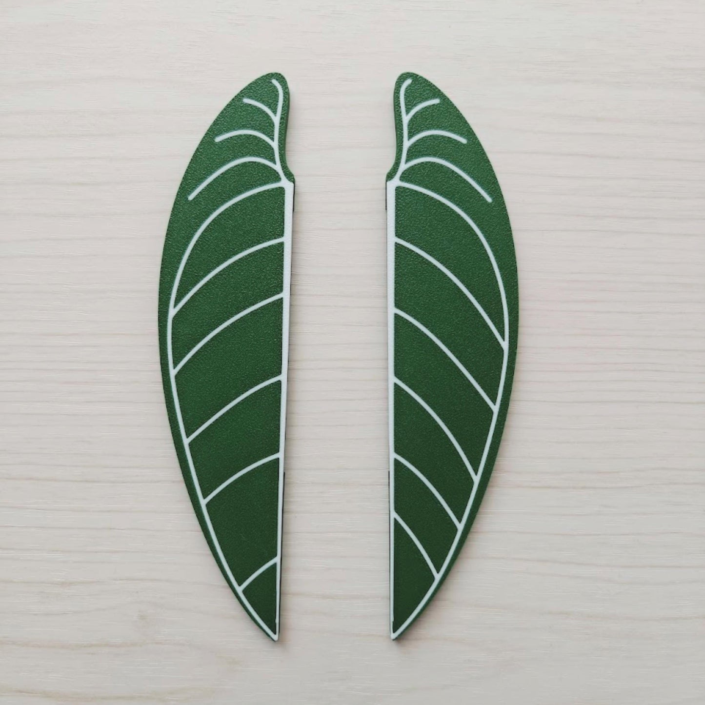 Slip-On Waro Leaf Handles for IKEA MILSBO & RUDSTA Cabinet, No Tools Needed, 3D Printed Anthurium  Warocqueanum Plant Decor