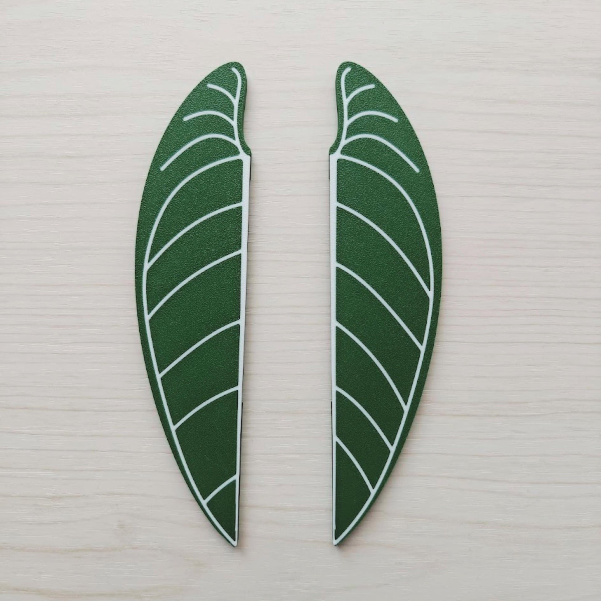 Slip-On Waro Leaf Handles for IKEA MILSBO & RUDSTA Cabinet, No Tools Needed, 3D Printed Anthurium  Warocqueanum Plant Decor