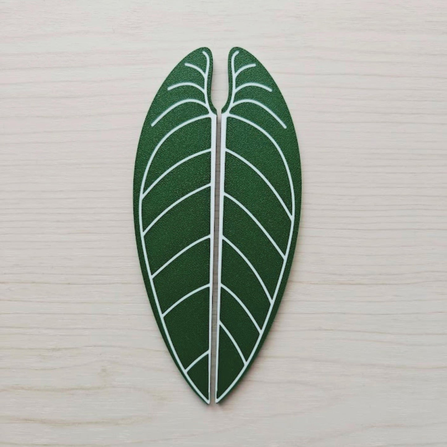 Slip-On Waro Leaf Handles for IKEA MILSBO & RUDSTA Cabinet, No Tools Needed, 3D Printed Anthurium  Warocqueanum Plant Decor