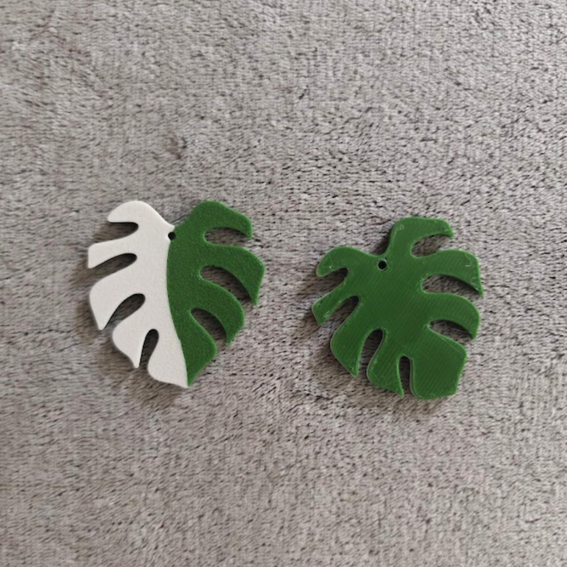 Bulk Monstera Charms, Leaf Pendants for Earrings, DIY Crafts, Floral Jewelry, Scrapbooks, Cards, Zipper Pulls, Gifts, 3d printed