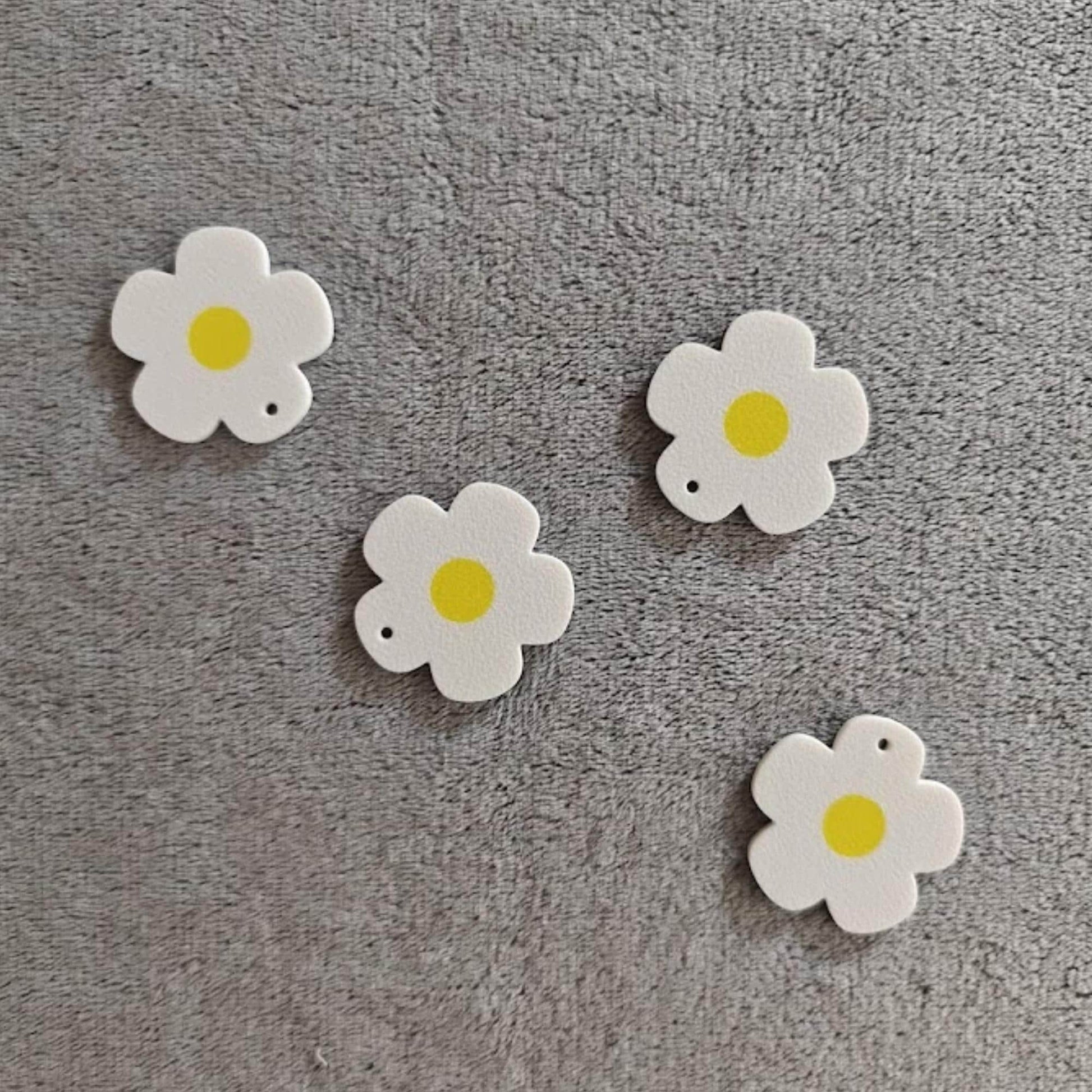Bulk Daisy Charms, Flower Pendants for Earrings, DIY Crafts, Floral Jewelry, Scrapbooks, Cards, Zipper Pulls, Gifts, 3d printed