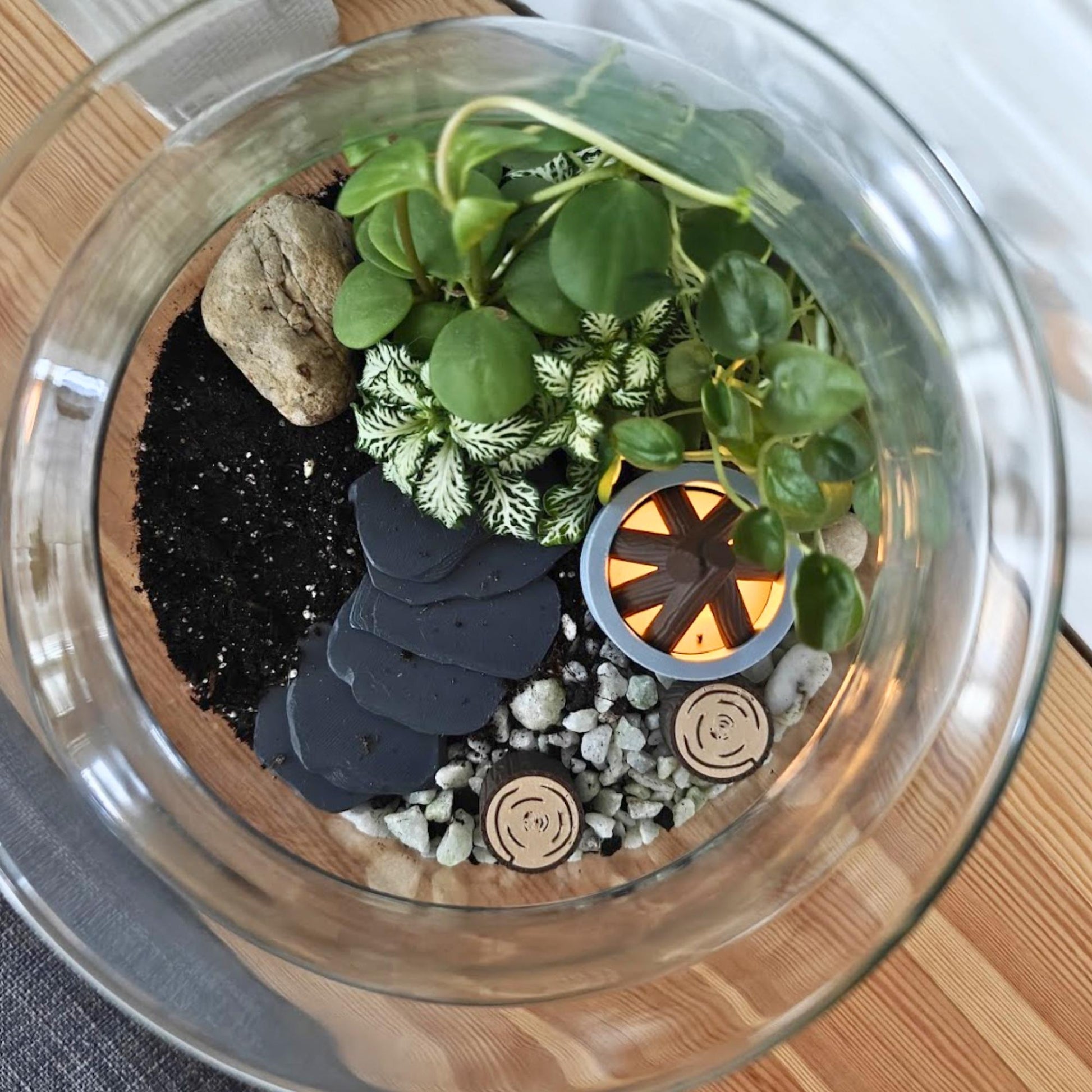 Mini Campfire for Terrariums, Logs & Fire Pit, 3D Printed Miniature Terrarium Decoration