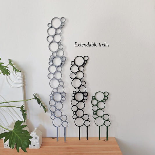 Extendable plant trellis with modular circular design for climbing plants