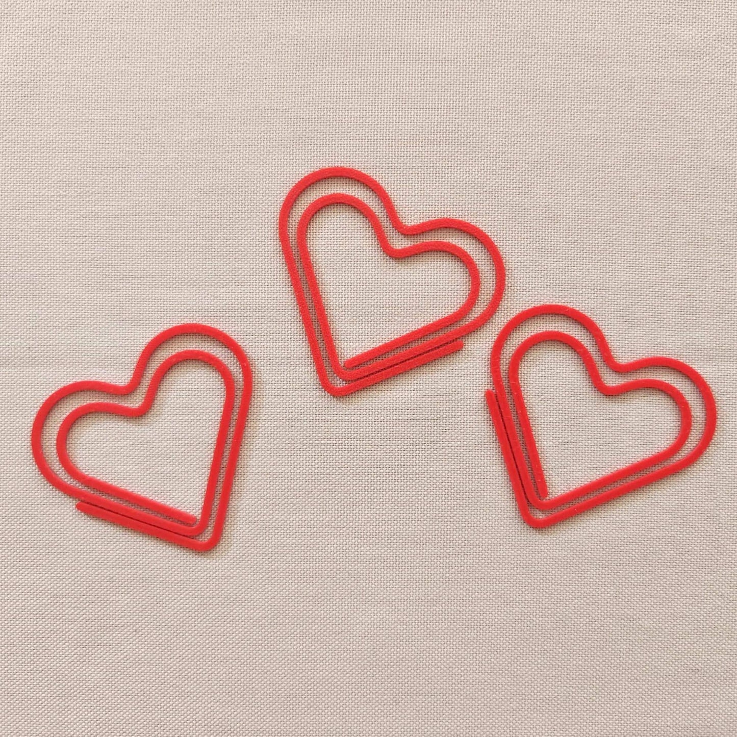 Set of 3 Heart-Shaped Bookmarks, Valentine’s Gift, Cute Book Lover Accessory, Romantic Page Marker, 3D print