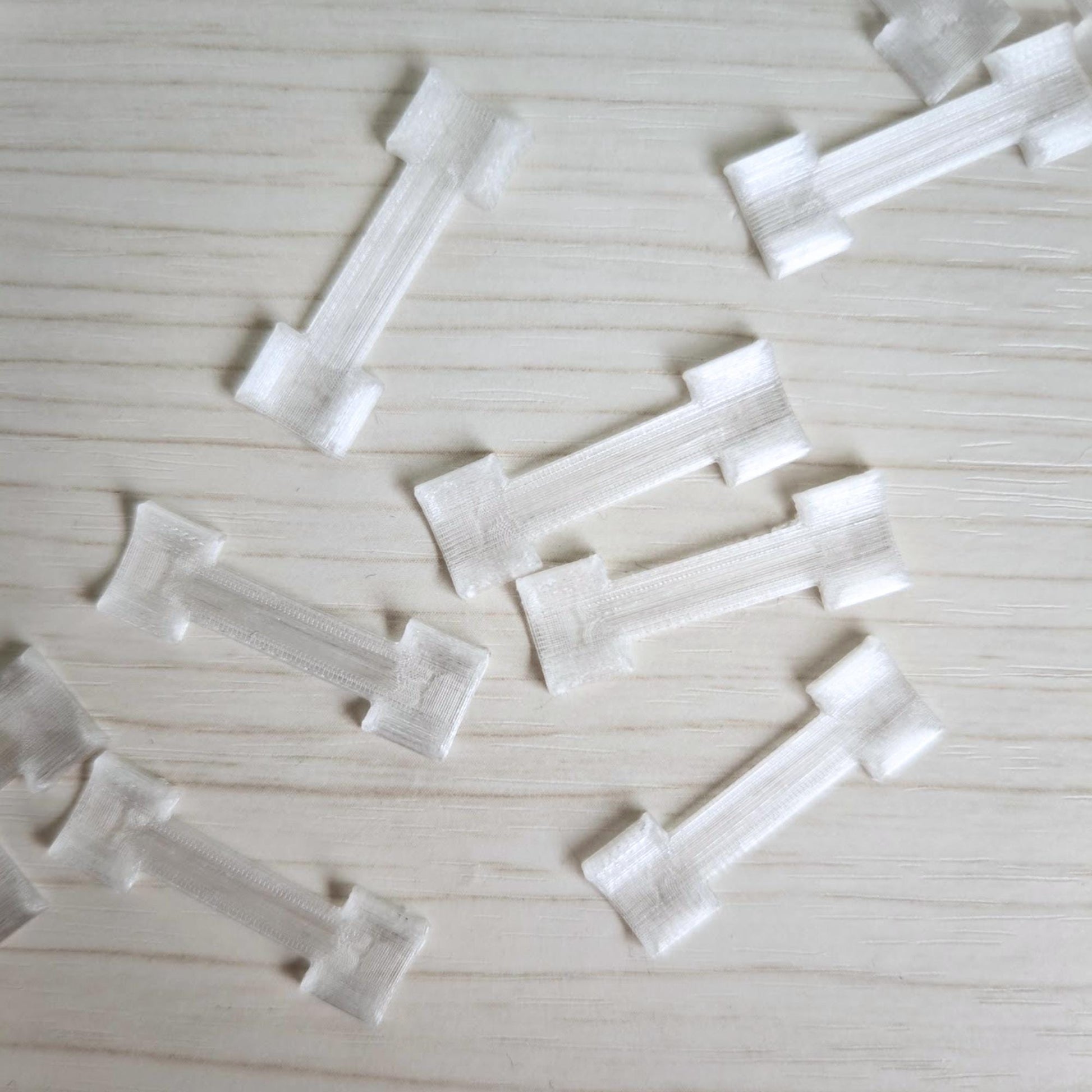 Miniature Wheel Chocks, 1/64 Scale Mini Car Display Accessories, Mini Garage Diorama, 3D Printed for Hot Wheels Scale