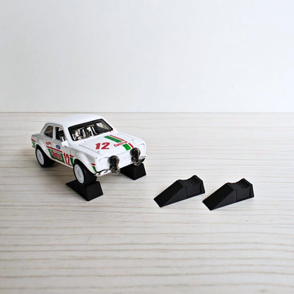 Miniature Wheel Ramps, 1/64 Scale Mini Car Display Stands, Mini Garage Diorama, 3D Printed for Hot Wheels Scale