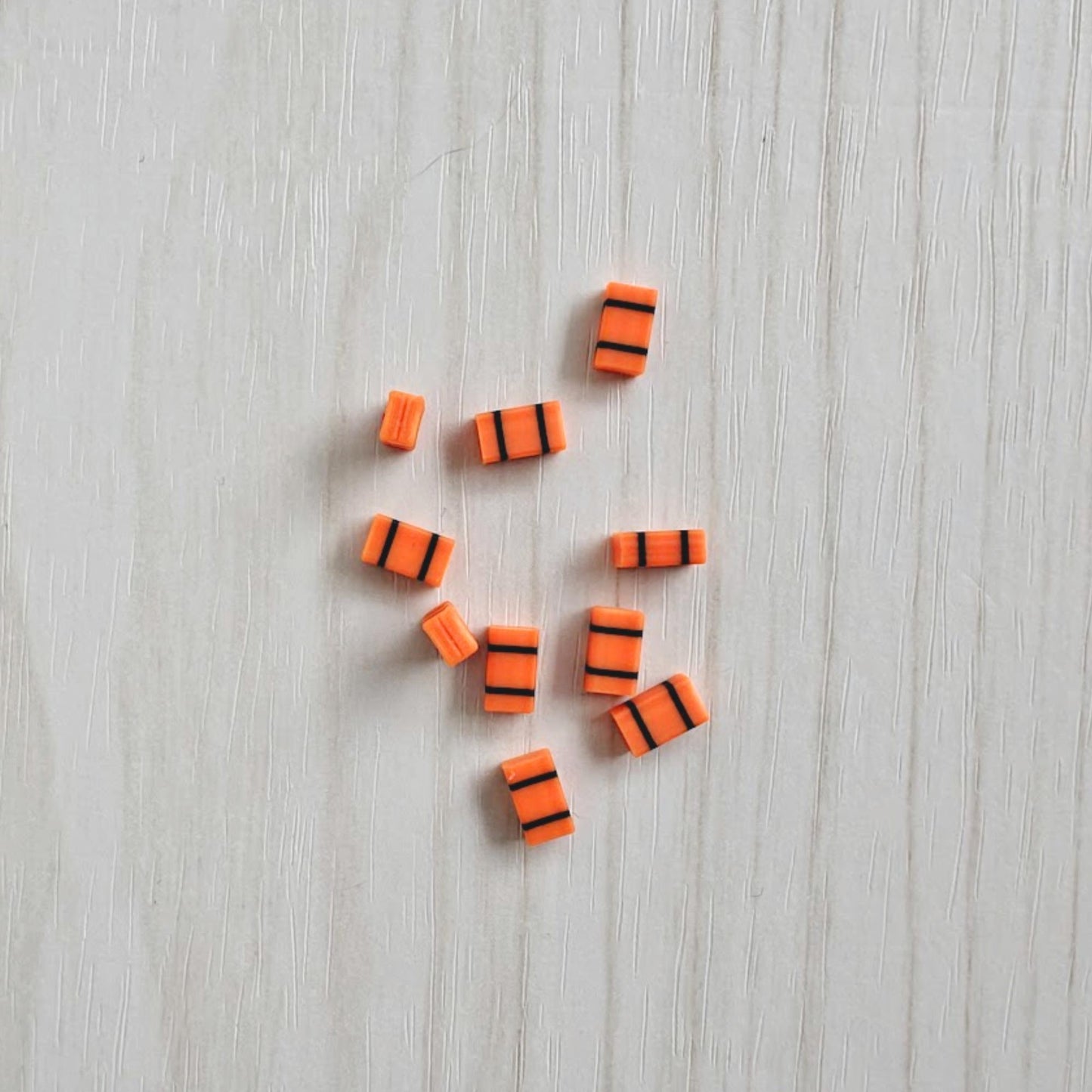 Miniature orange medical bags in 1/64 scale for ambulance diorama accessories