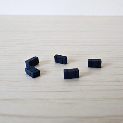 Small blue medical bags in 1/64 scale