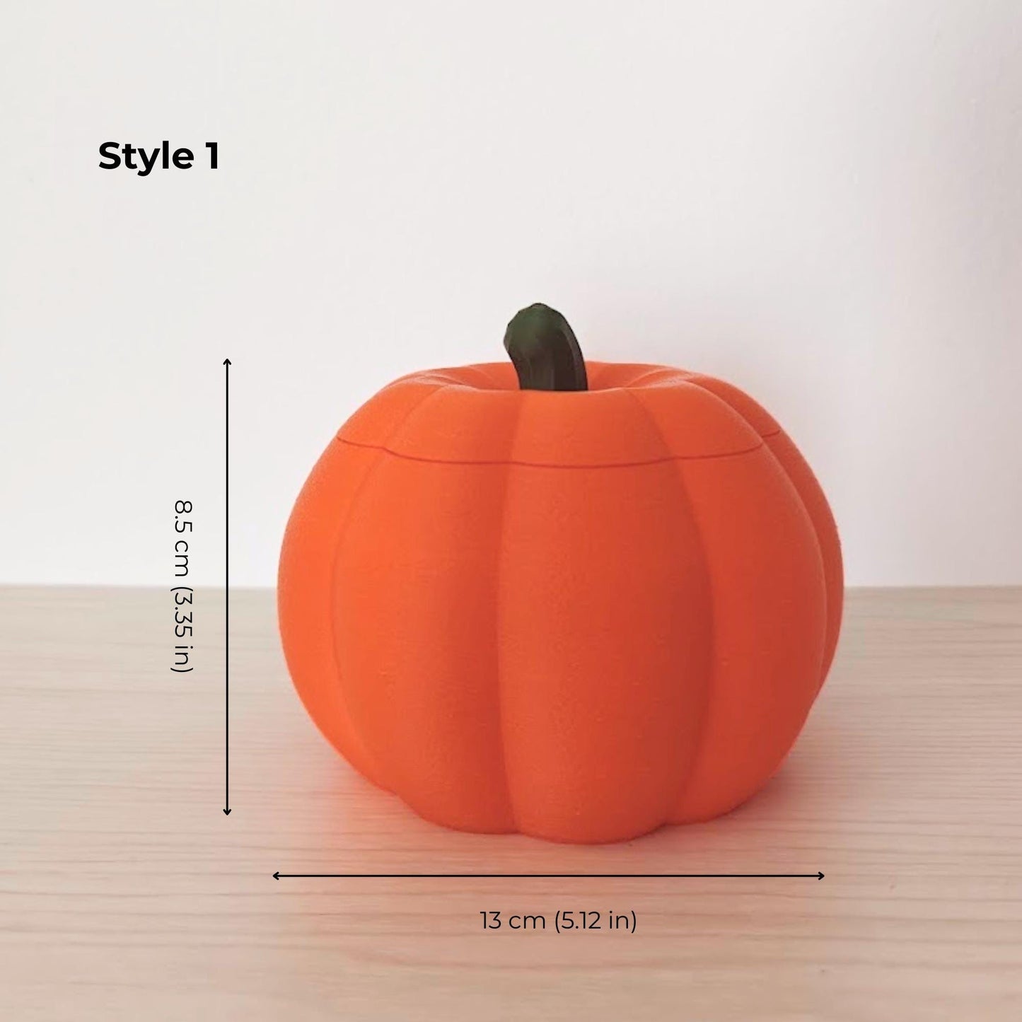 Style 1 round orange pumpkin container with removable stem lid, measuring 13 cm wide and 8.5 cm high.