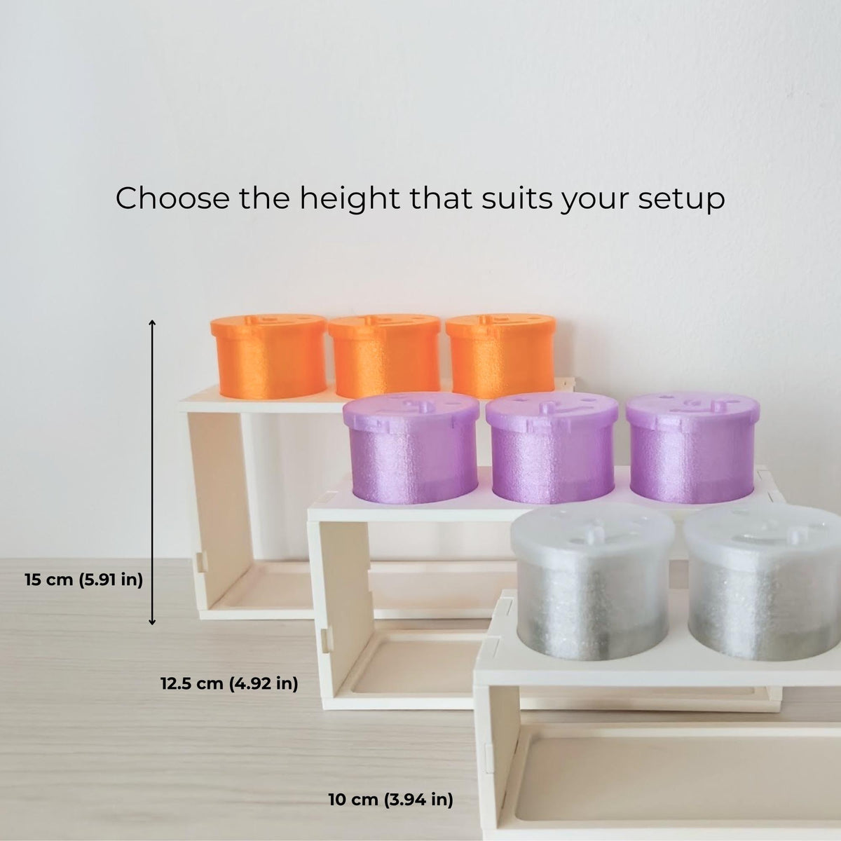 Corm propagation stands shown in three available heights: 10, 12.5 and 15 cm.