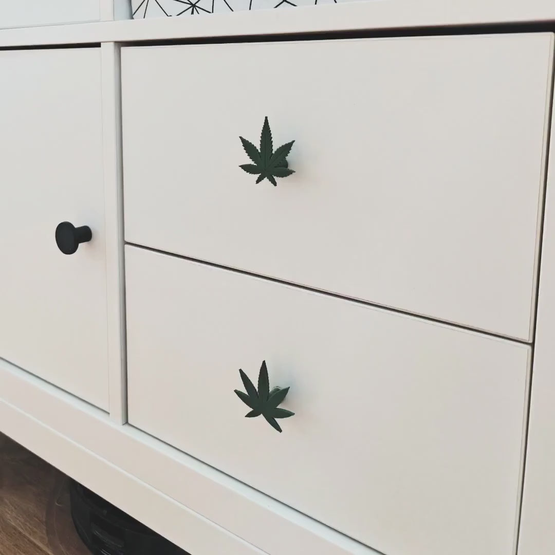 Weed Leaf Handles for Door or Drawer, Marijuana Knob, Cannabis Handle, 420-Themed Cabinet Pull, Pot Leaf Door Knob, 3d print